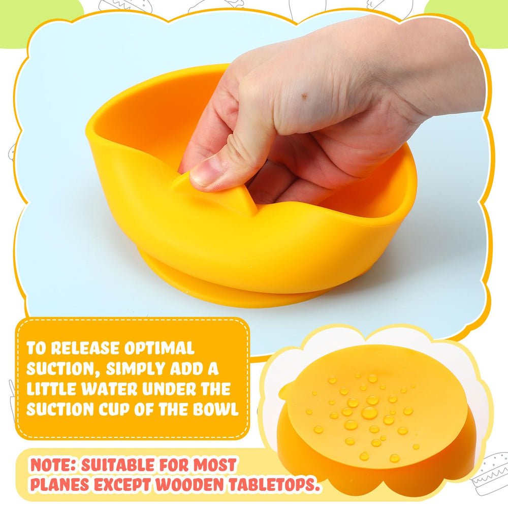 Nuogo bowls set includes lids and cutlery for complete meals.