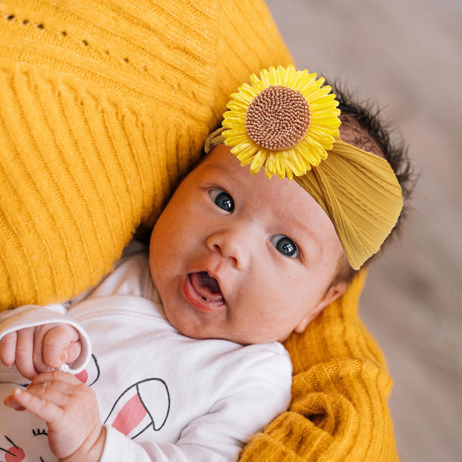 NUOSYI flower headband used as a photo prop for events and shoots.