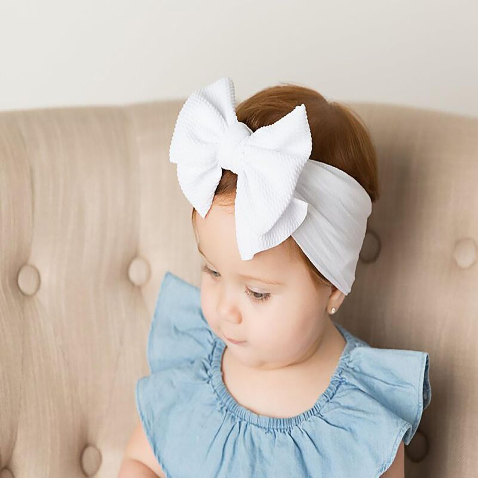NUOSYI holiday-ready bows headband set for celebrations.