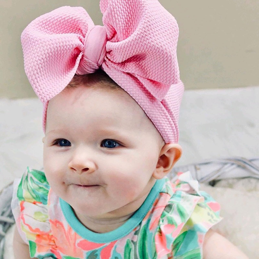 NUOSYI versatile headband pairs with casual and dressy outfits.