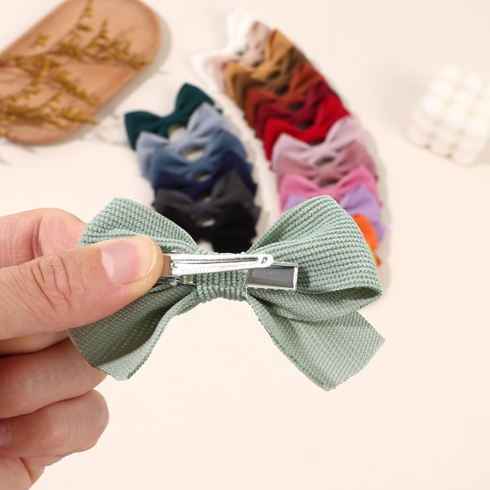 OAOLEER gift-ready bows arrive in a colorful, ready-to-share set.