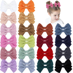 OAOLEER velvet 3-inch toddler bows in a 40-piece pack for easy daily styling.