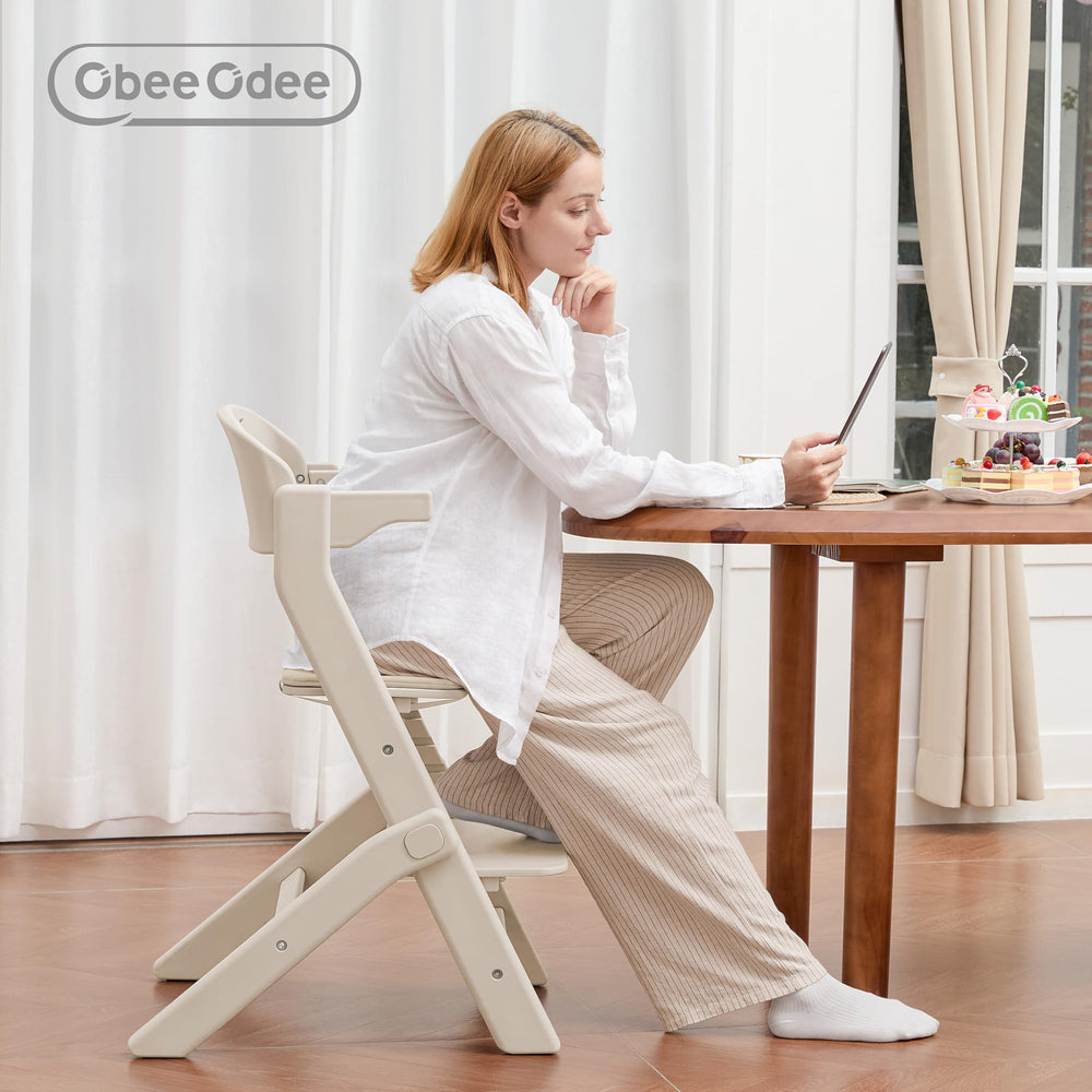 Obbee Odee sturdy structure—Supports up to 220 lbs.