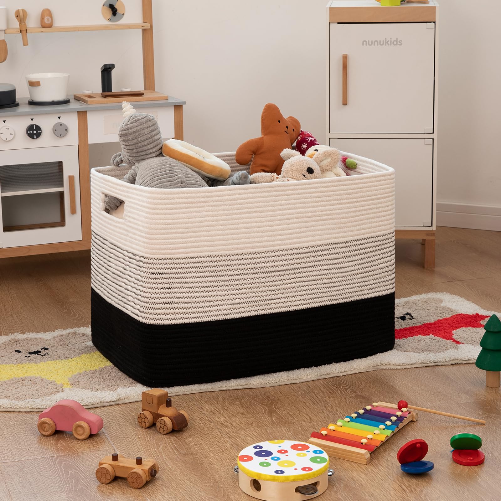 OIAHOMY blanket storage basket with sturdy handles for easy transport