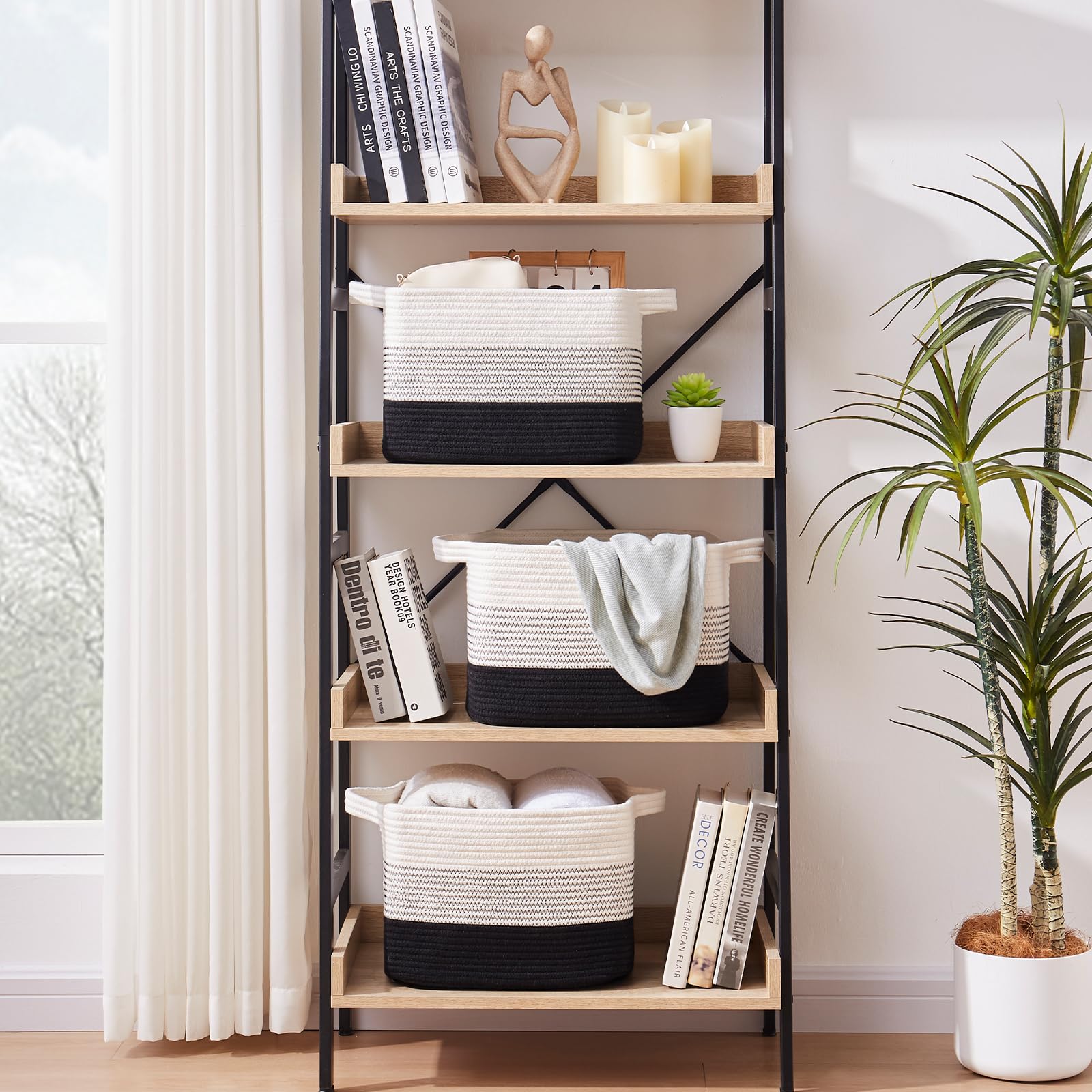 OIAHOMY cotton rope basket in gradient dark adds a Nordic touch.