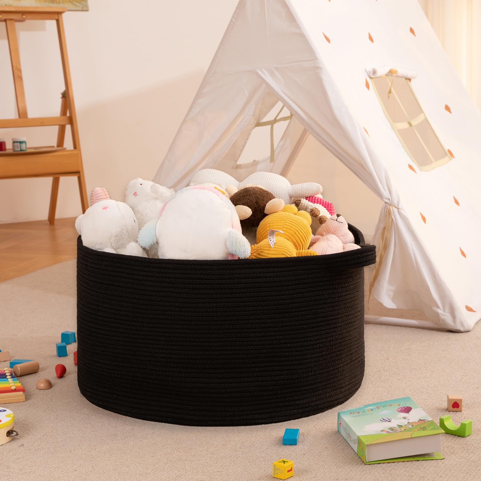 OIAHOMY durable handled basket in black to match decor