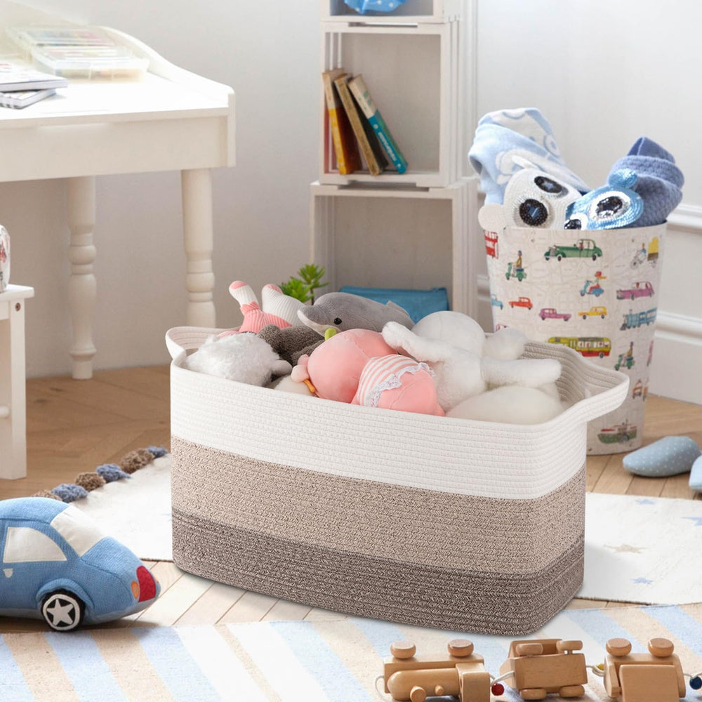 OIAHOMY living room decor basket stores throws and cushions.