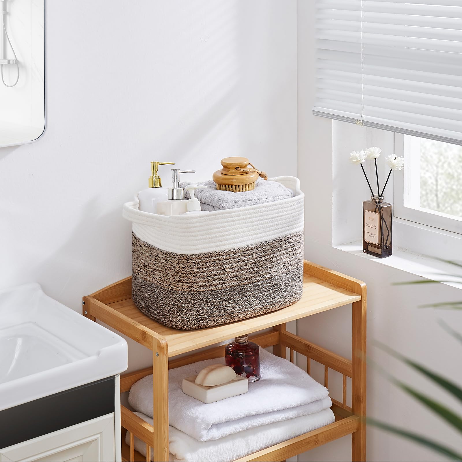 OIAHOMY nursery toy storage basket keeps stuffed animals organized