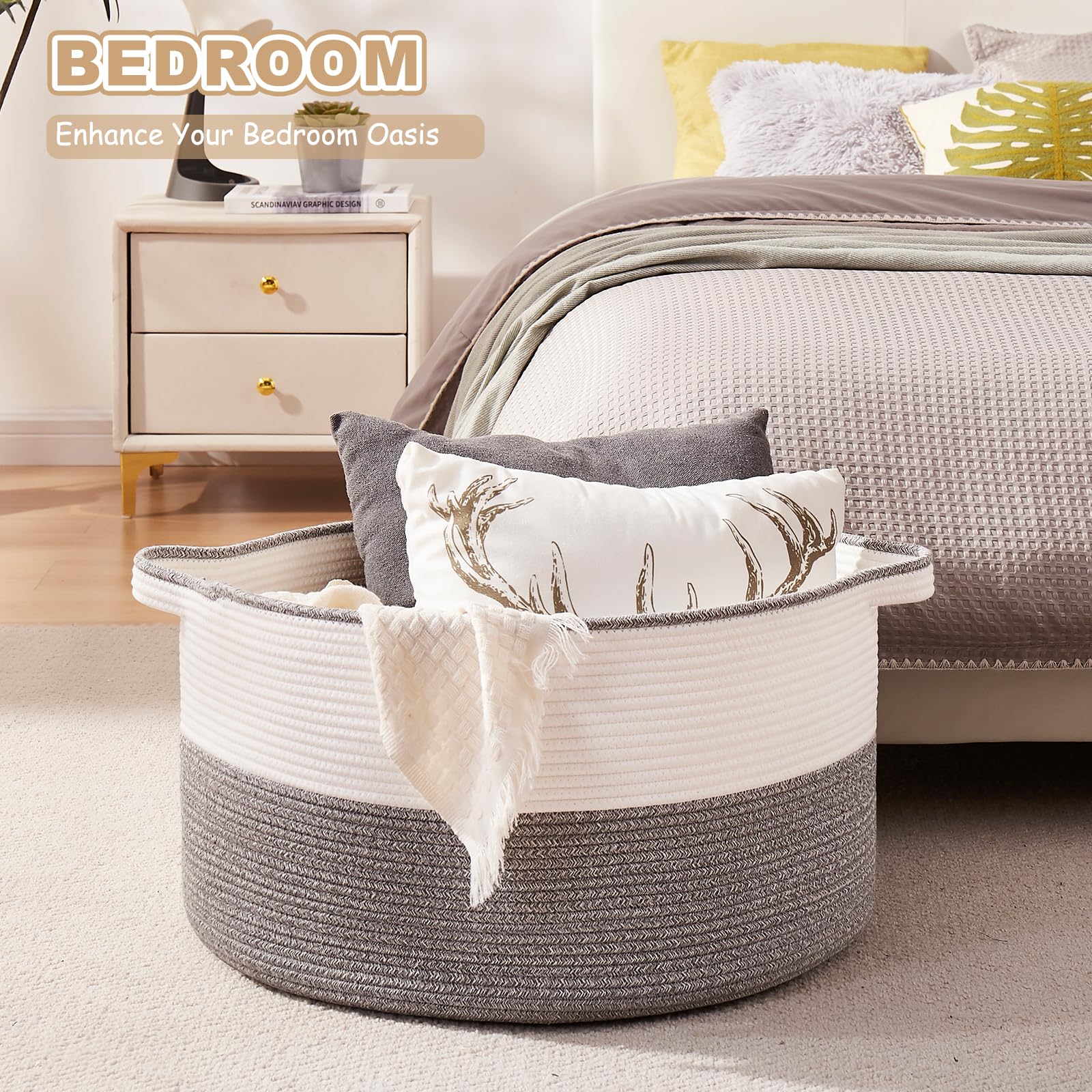 OIASKET basket with towels demonstrates easy access and quick neatness.