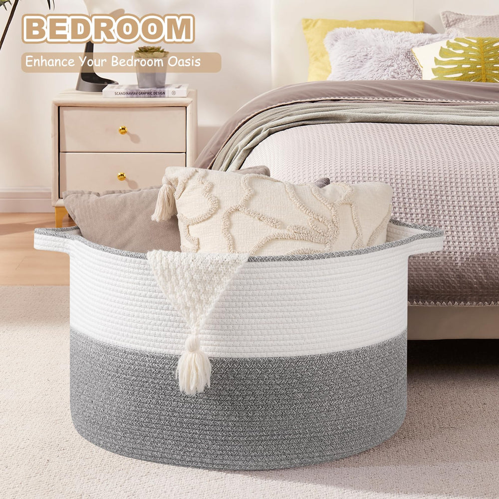 OIASKET foldable woven basket folds flat for compact storage.