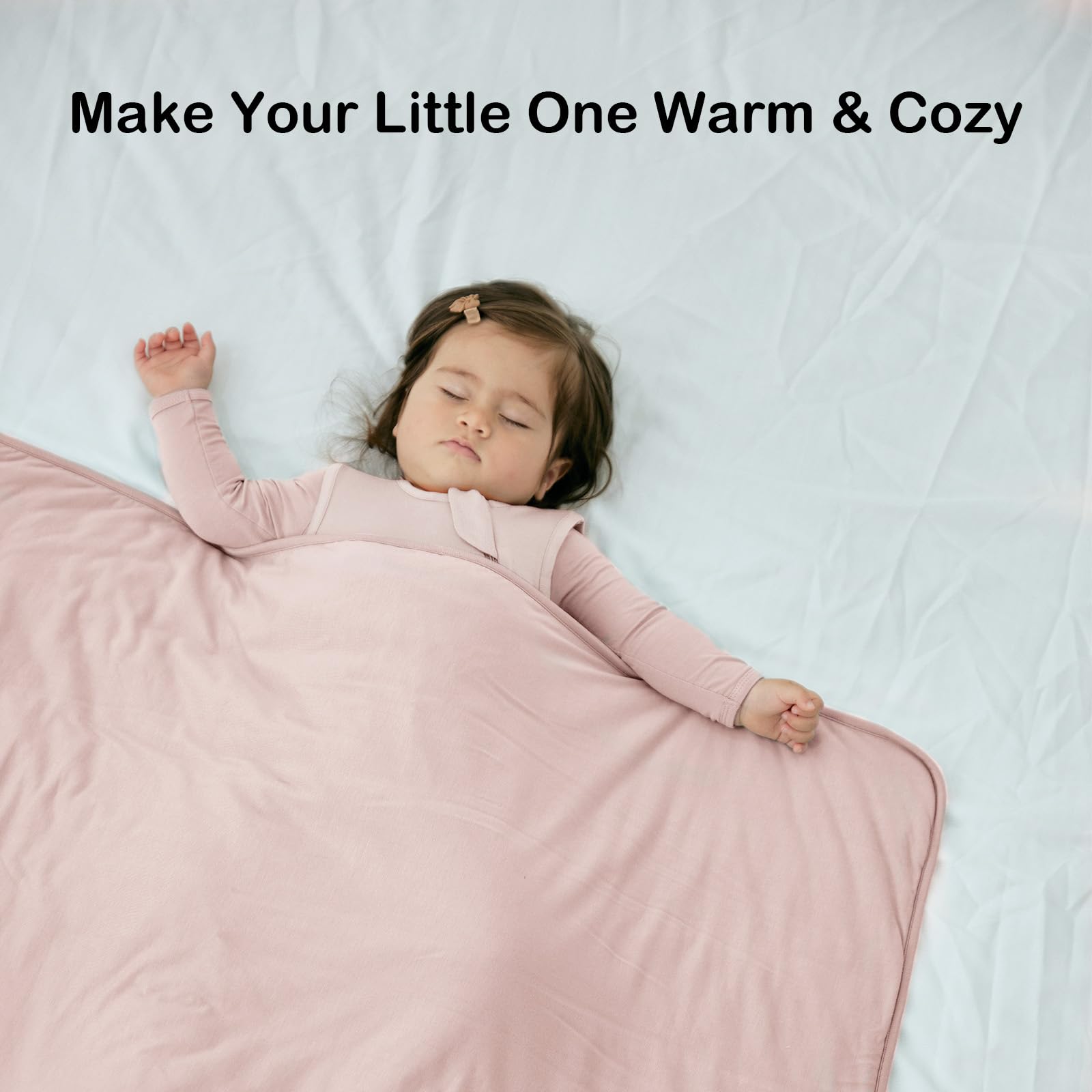 Okayinn BubblePanda blanket with reinforced stitching, showcasing durability.