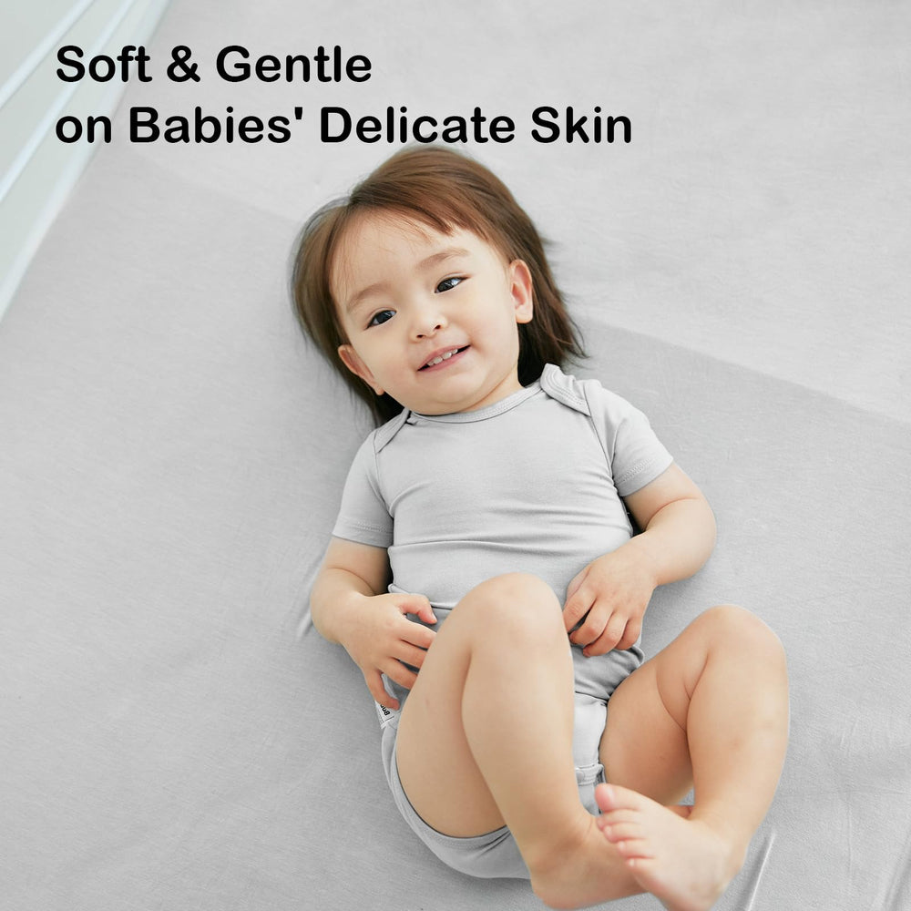 Okayinn BubblePanda moisture-wicking sheet helps keep baby comfortable through the night.