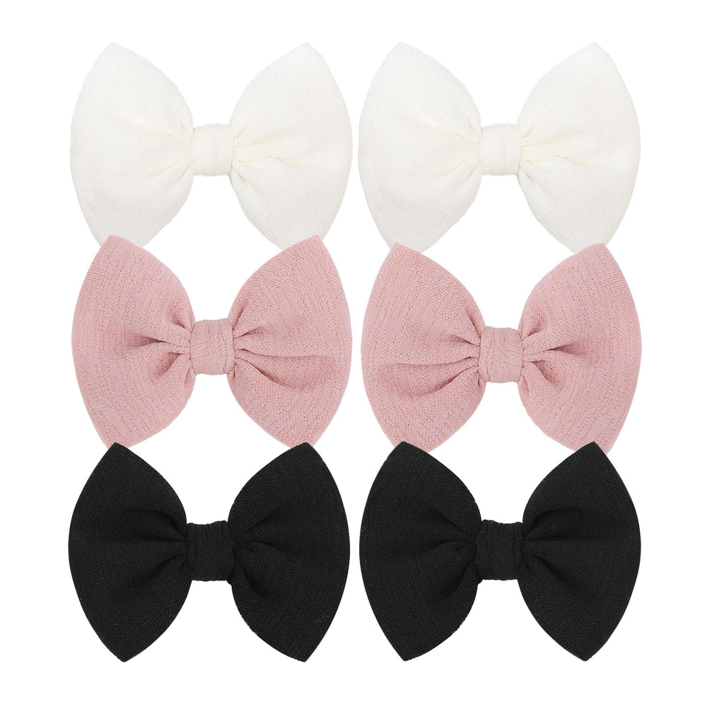 ONENINEDREAM baby bow clip in black with a secure alligator clip for daily wear.