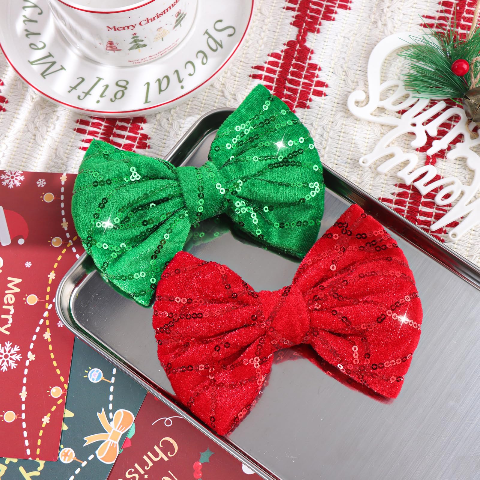 Gift-ready ONENINEDREAM bow clips, perfect stocking stuffer for Christmas celebrations.
