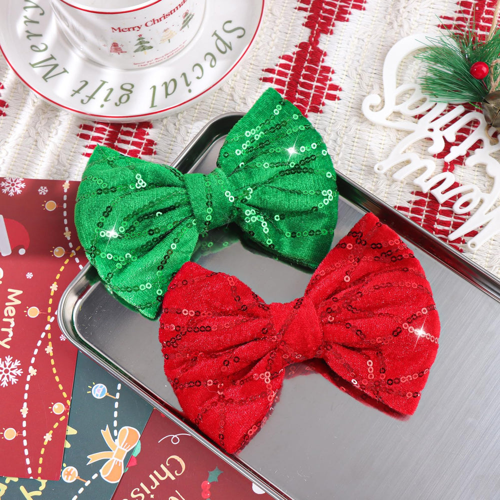 Gift-ready ONENINEDREAM bow clips, perfect stocking stuffer for Christmas celebrations.