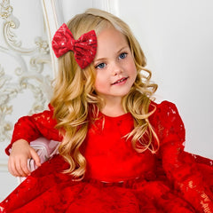 Handmade ONENINEDREAM two-piece set offers secure, gentle hold for little hair.