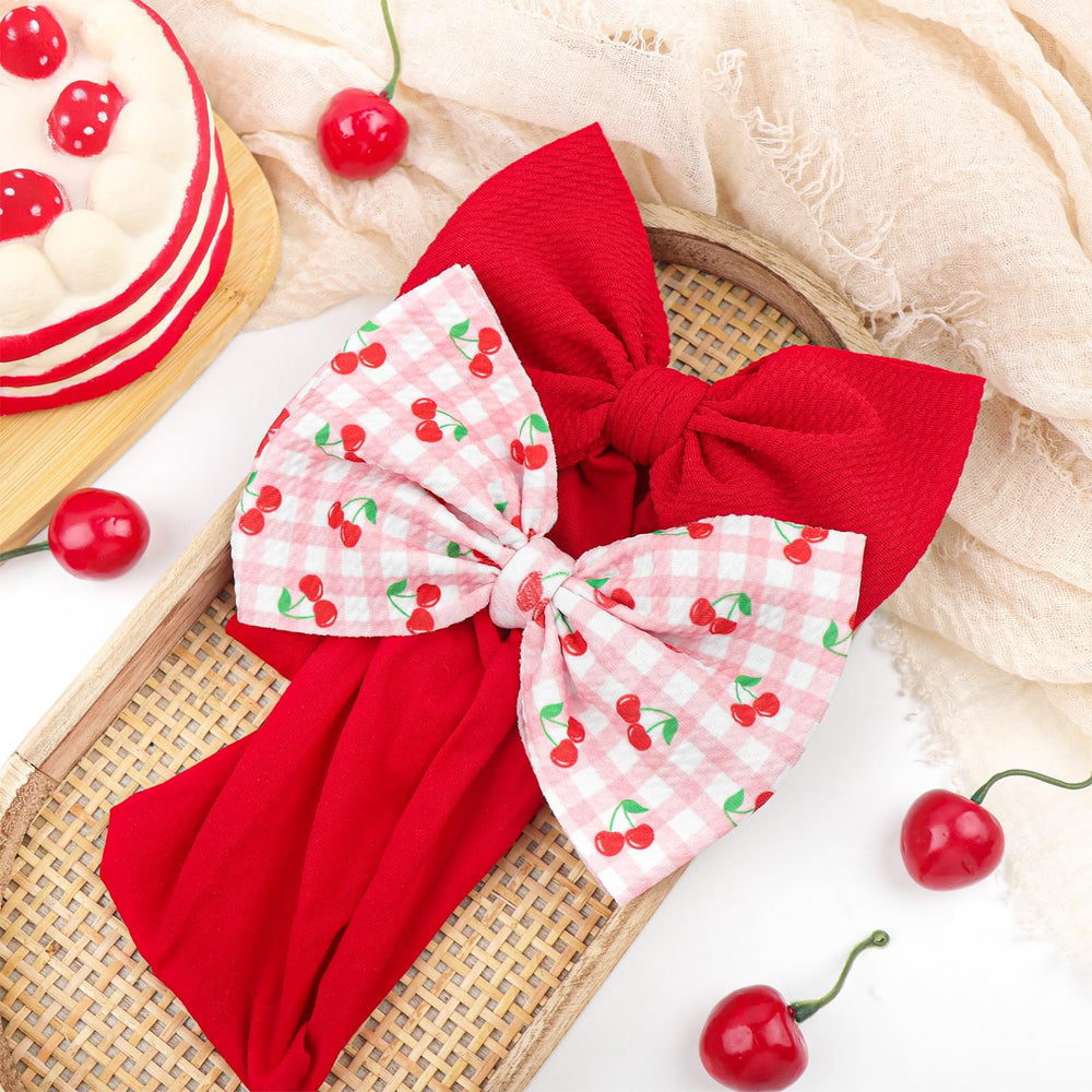 ONENINEDREAM Photo-ready accessory for little ones on outings.