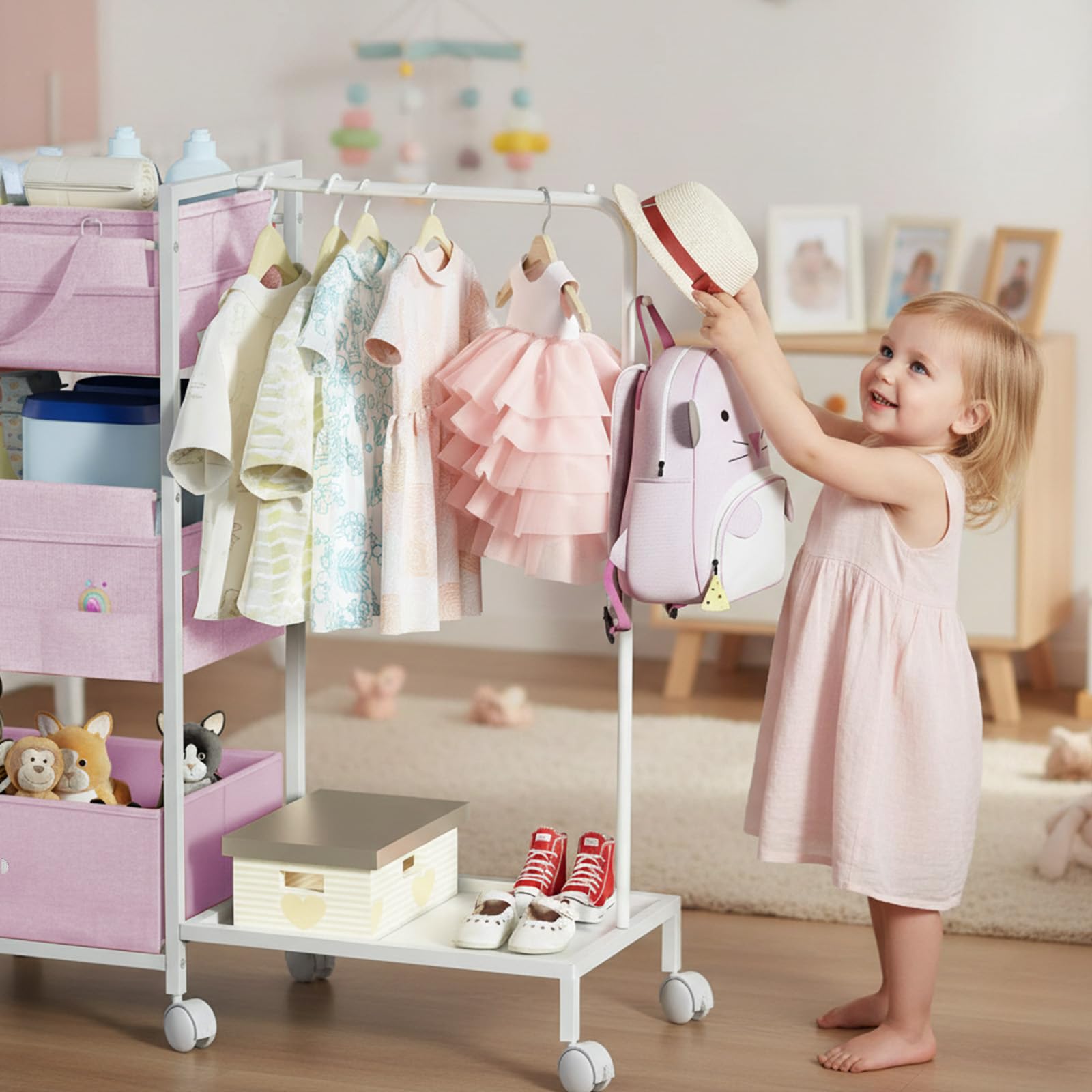 Orekemo locking wheels ensure stable, smooth movement across floors.