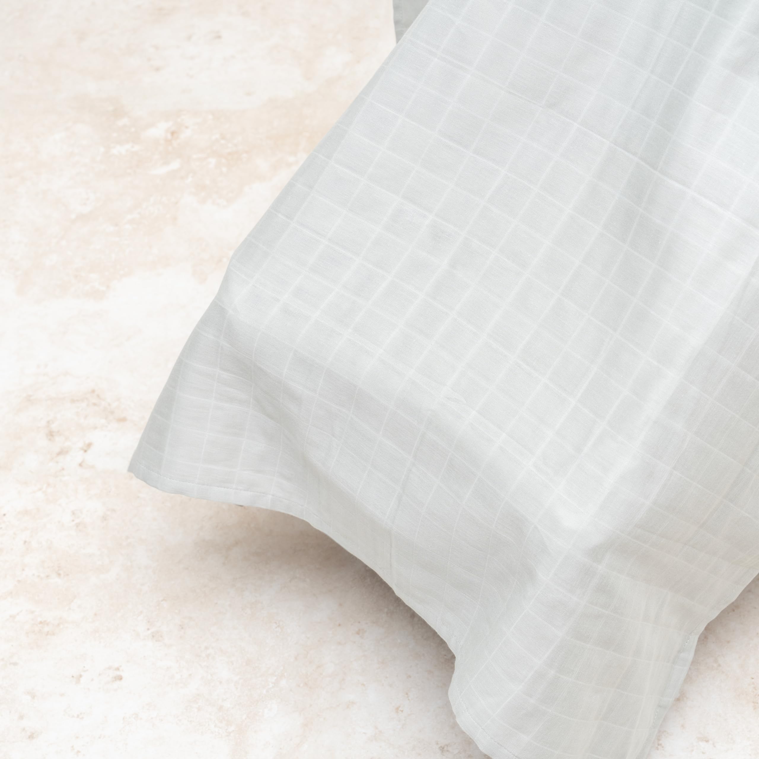 Organic Cotton Mart muslin cover is machine washable for busy days.