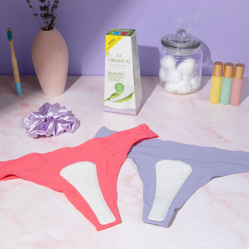 Organyc light-flow liner ideal for daytime wear and quick protection.