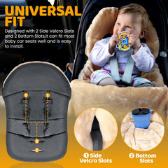 Orzbow water-repellent fleece keeps baby dry during rain or splashes