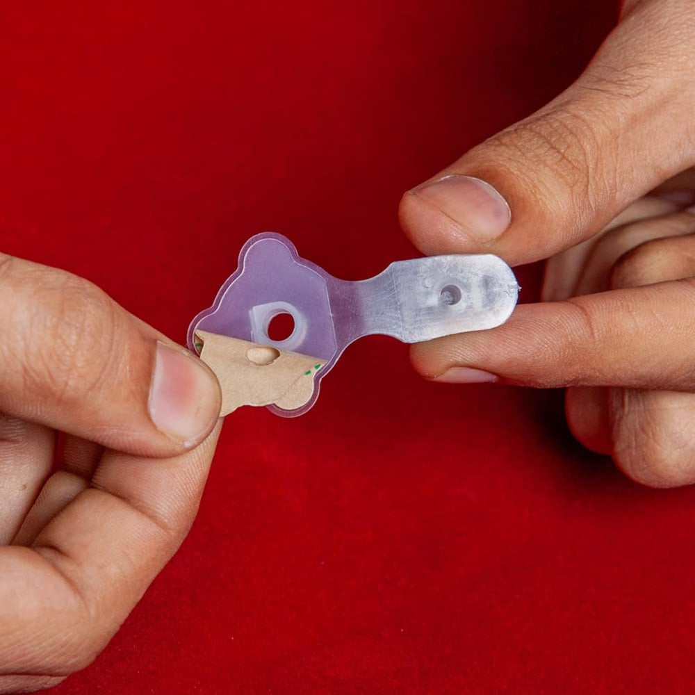 OSTOCARE easy-attach vent allows quick placement on pouch.