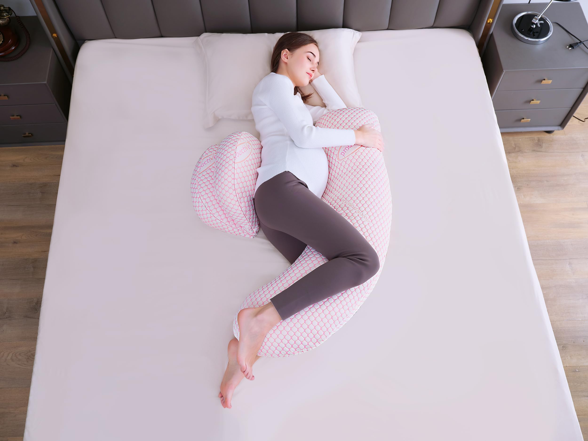 Oternal pregnancy pillow side view highlights stay-put stretch panels