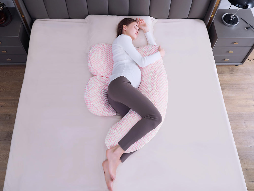 Oternal pillow close-up shows adjustable distance for personalized support