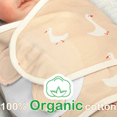 Adjustable fit of Oudain Silly Goose Swaddle accommodates growing newborns.
