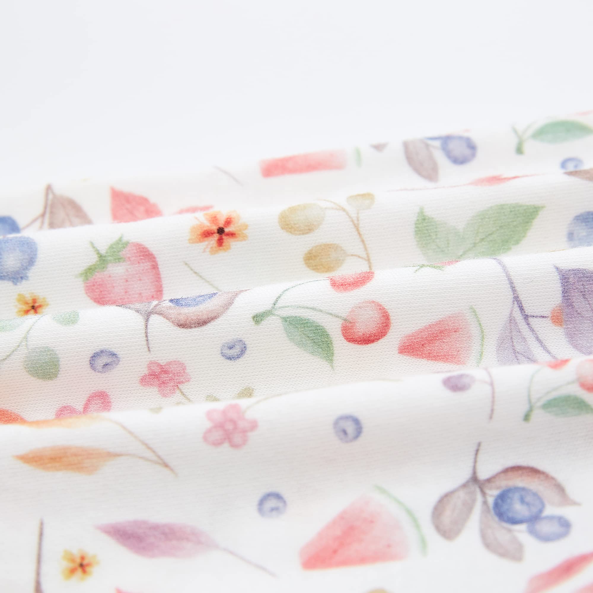 Owlivia protective tab prevents rubbing on delicate skin during sleep.