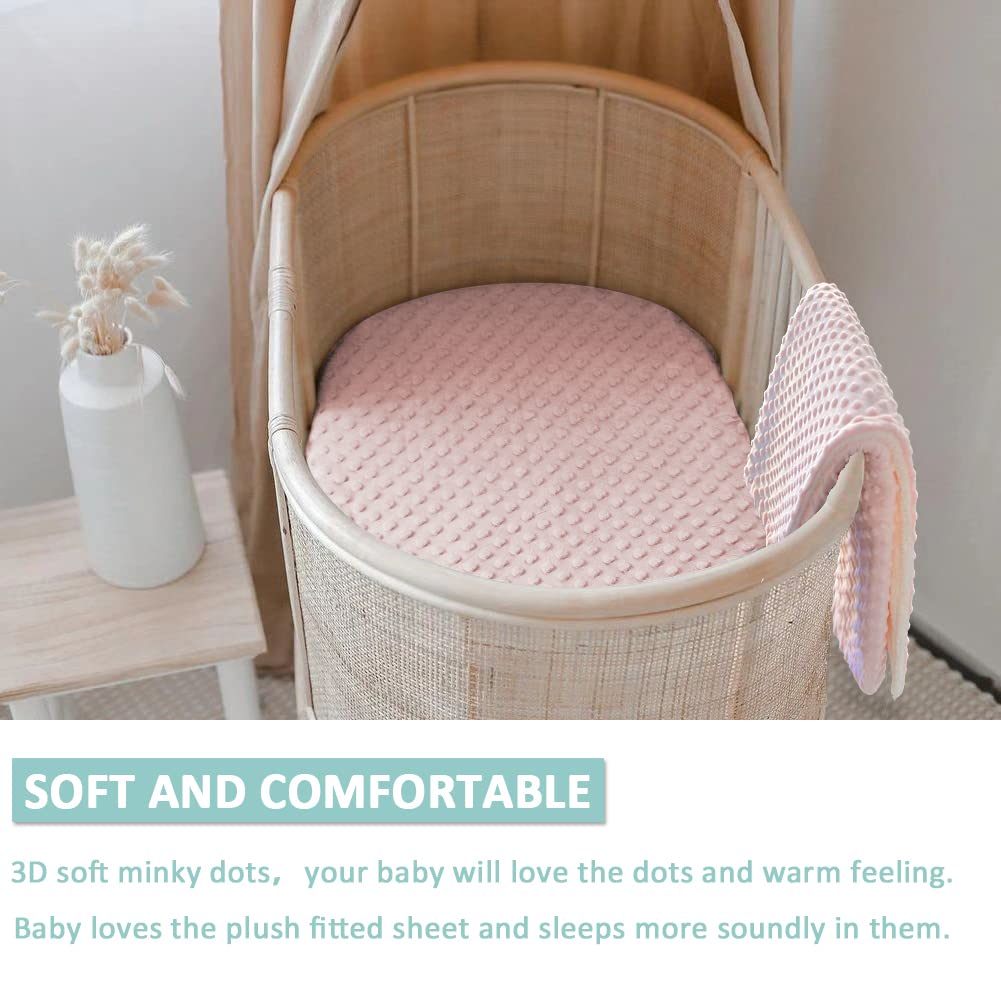 Machine-washable Owlowla bassinet sheet simplifies cleanup between naps.