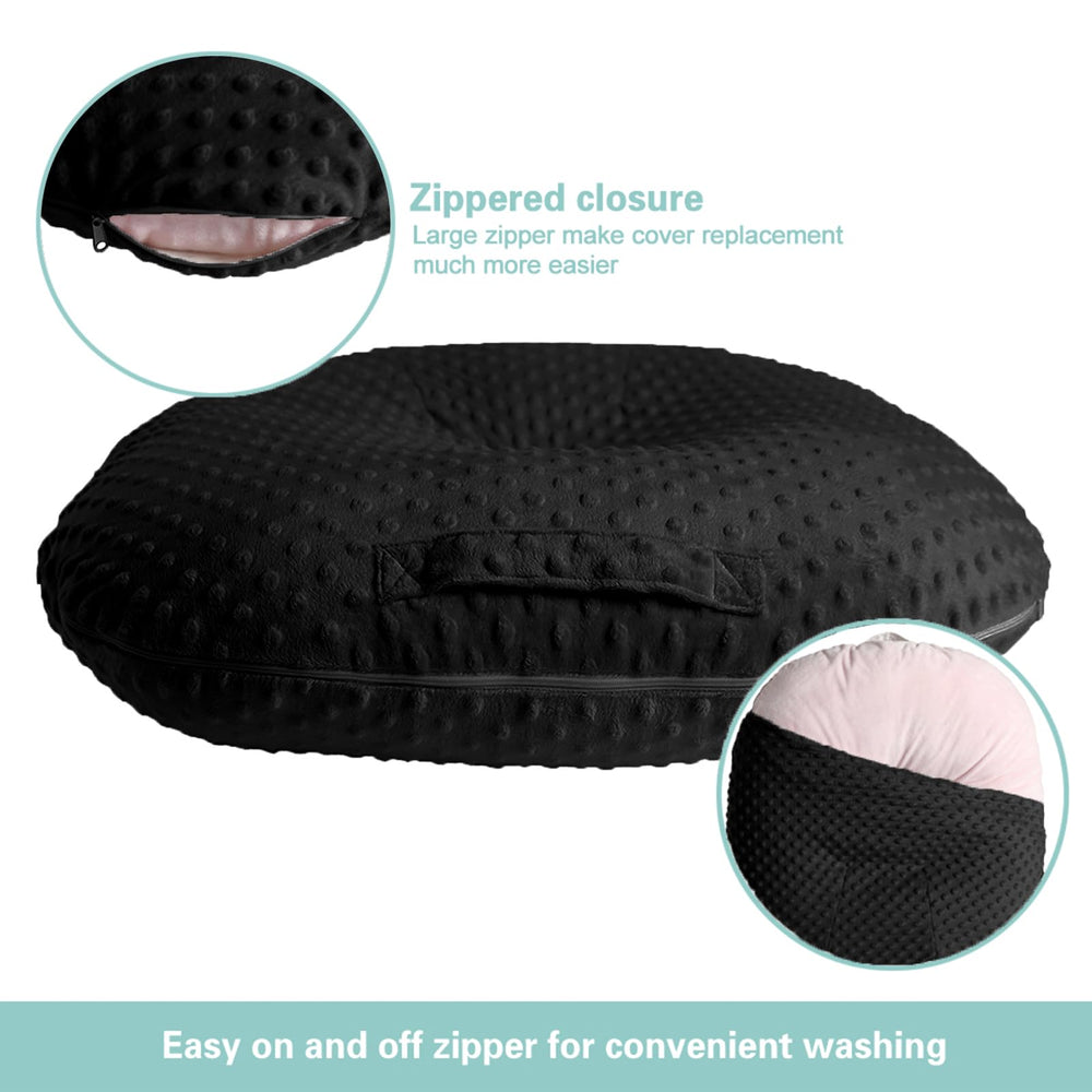 OWLOWLA breathable dotted minky fabric keeps baby comfortable during naps.