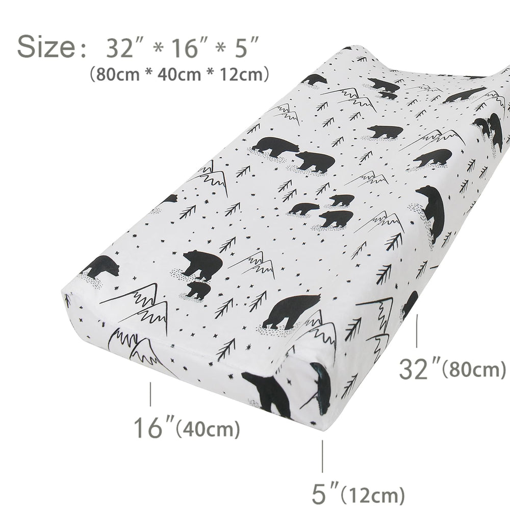 Owlowla changing pad cover is machine washable for quick cleanup.