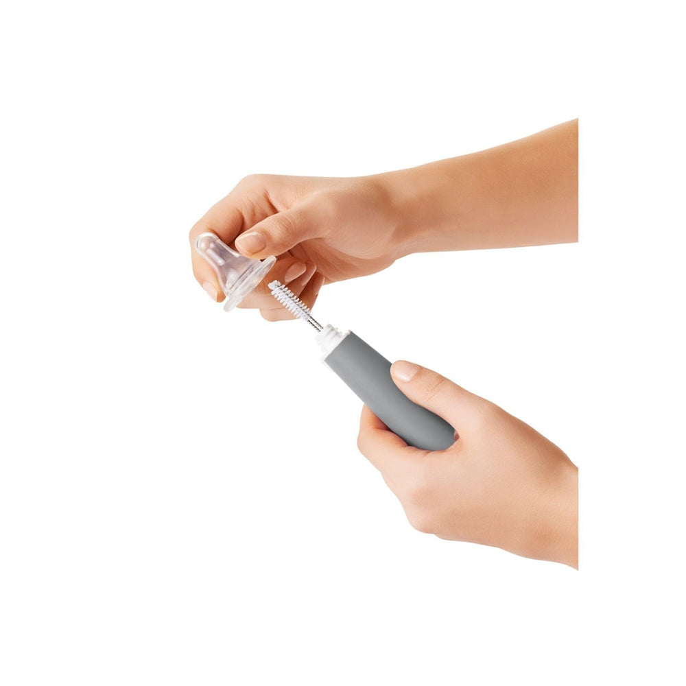 OXO Tot Stand with Two Positions keeps bristles away