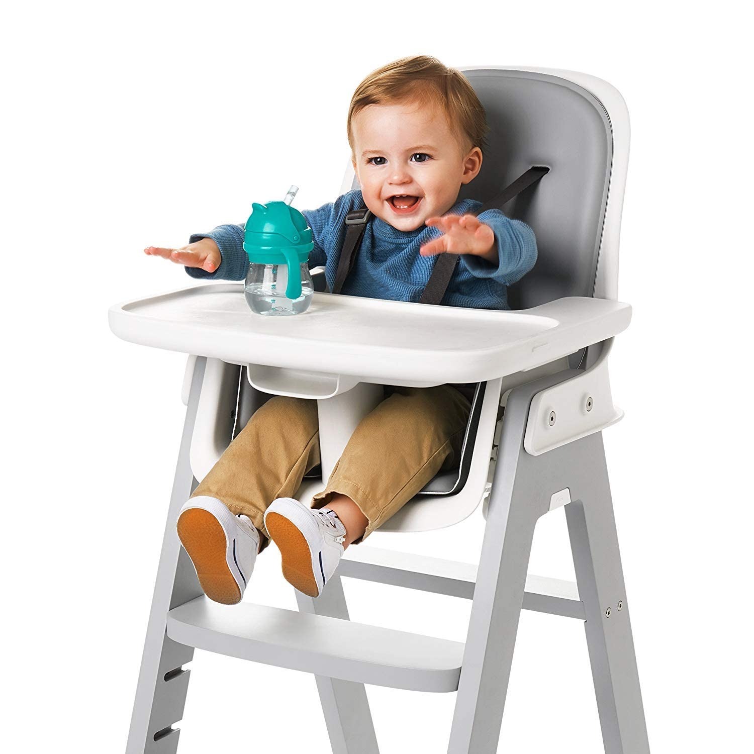 Measurement markings on the OXO Tot Transitions cup help caregivers track fluids easily.