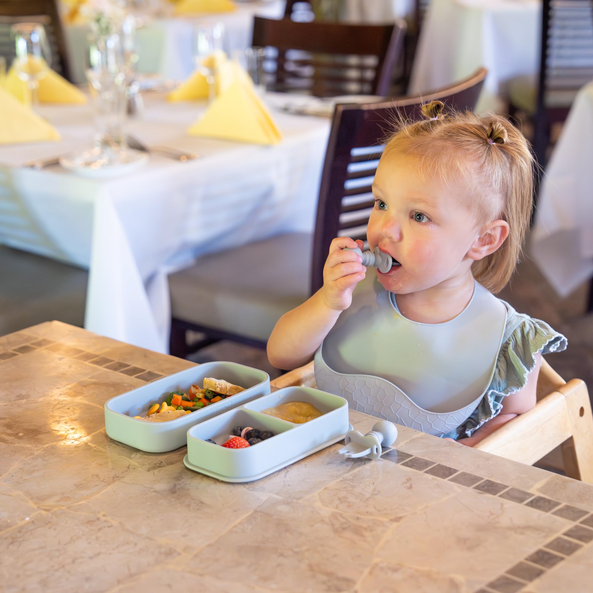 Palz & Pandy mealtime on the go plates in use