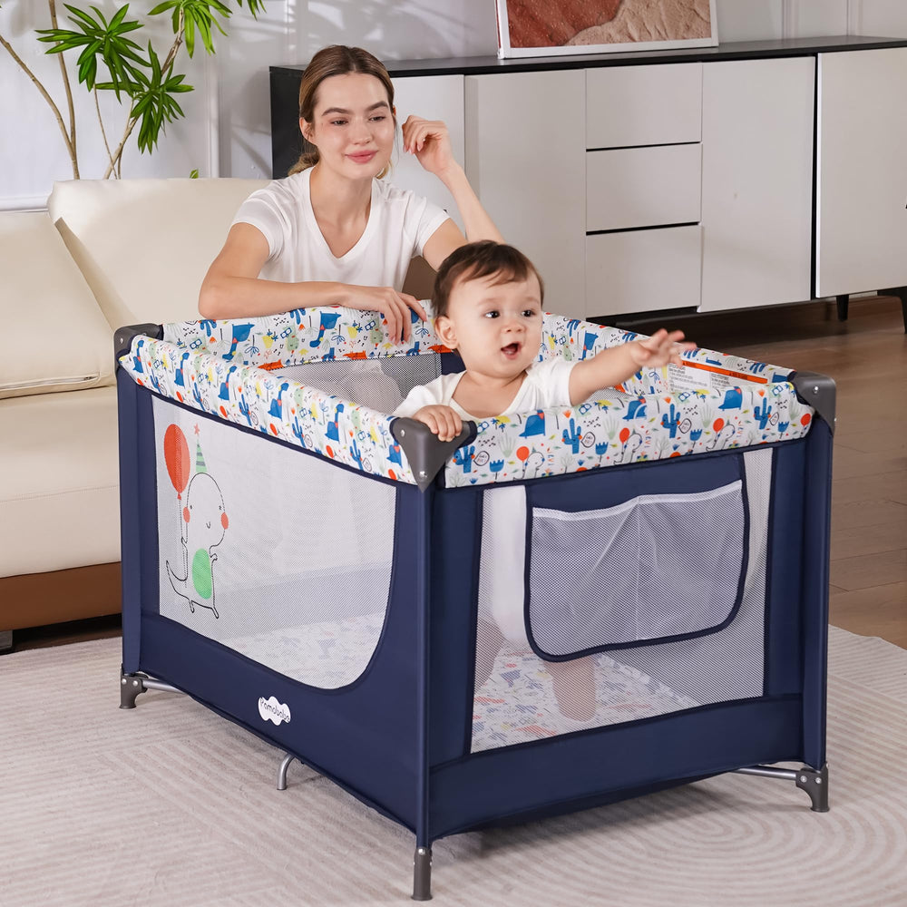 Pamo Babe blue bassinet with breathable mesh walls for ventilation.