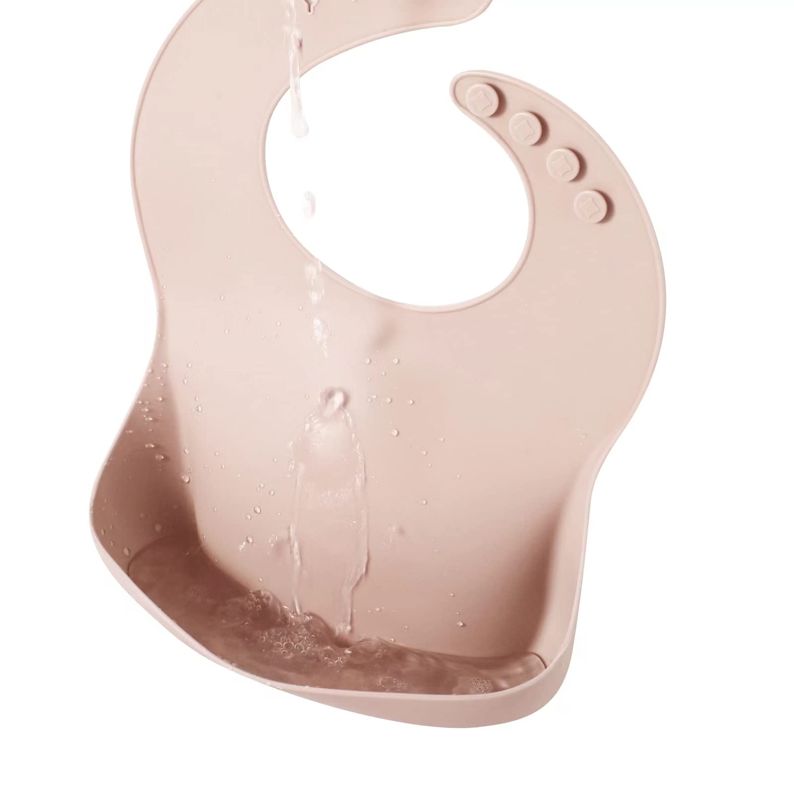 PandaEar stain-resistant bibs keep meals cleaner with easy wipe-down.