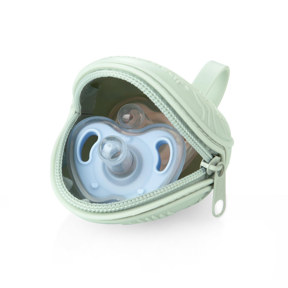 PandaEar transparent pacifier storage box protects from dust and germs