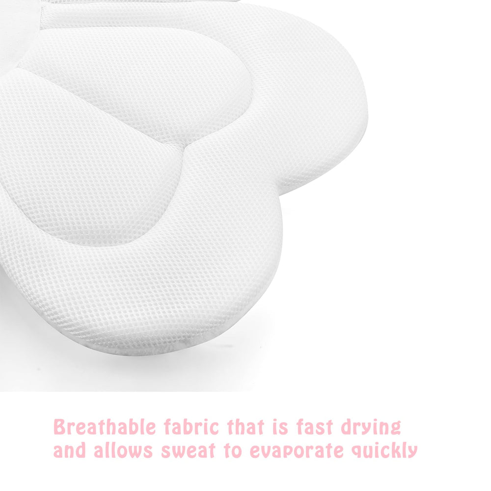PandaEar anti-skid base helps secure the seat during baths
