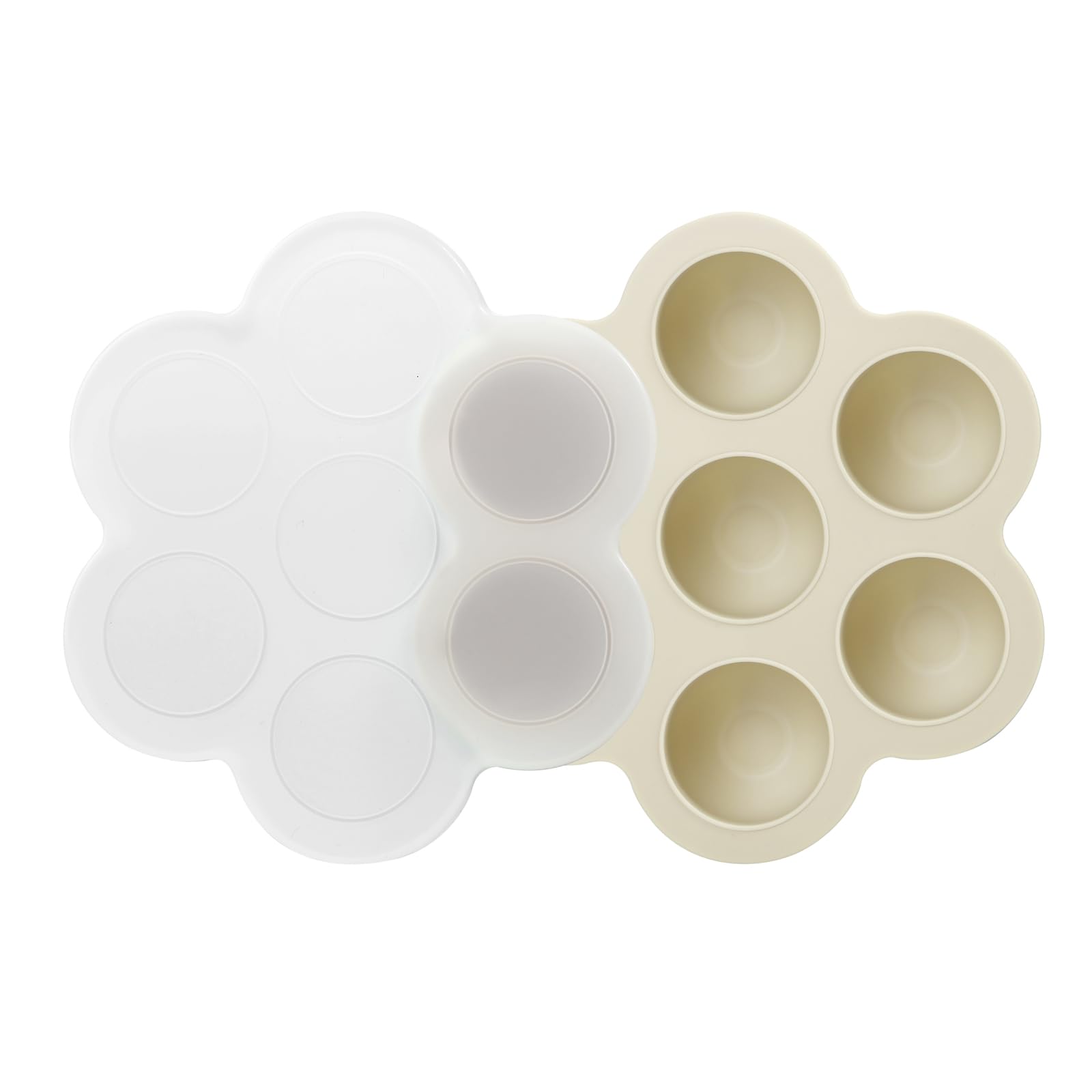 PandaEar easy-clean silicone tray in use