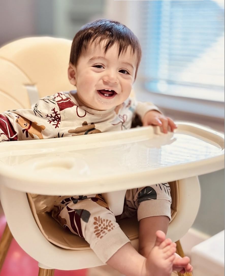 PandaEar high chair with five-point harness ensures secure seating.