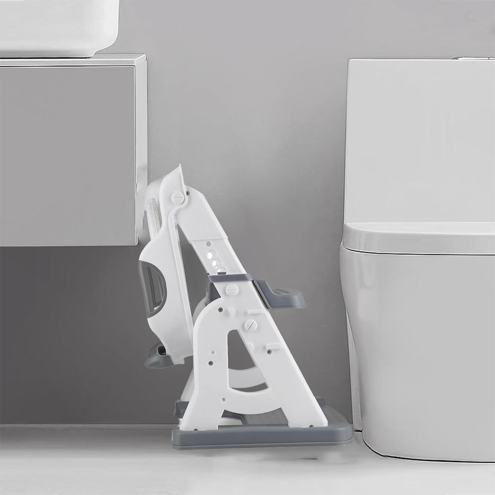 PandaEar soft cushioned seat enhances comfort during potty sessions.