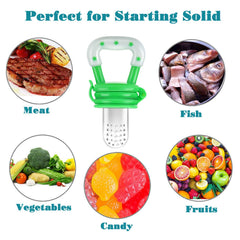 Soft PandaEar silicone pouch ready to hold fruits or purées.