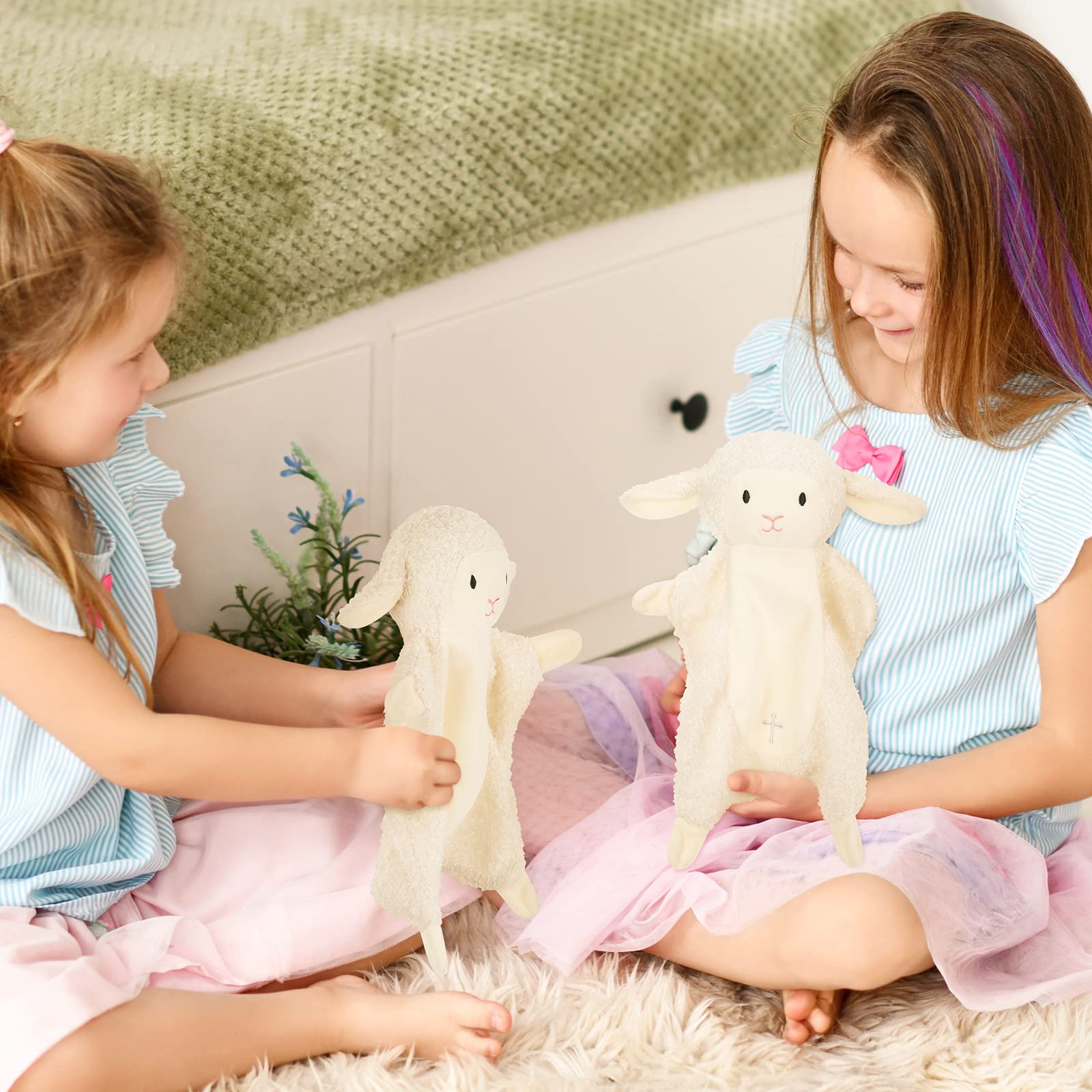 Panelee lamb blanket provides soft room decor and nap-time comfort for infants.