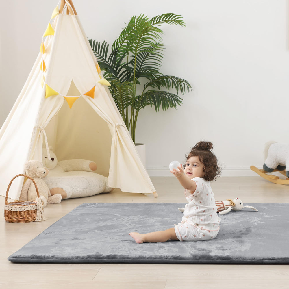 PaPaMat versatile mat for nursery and living room use