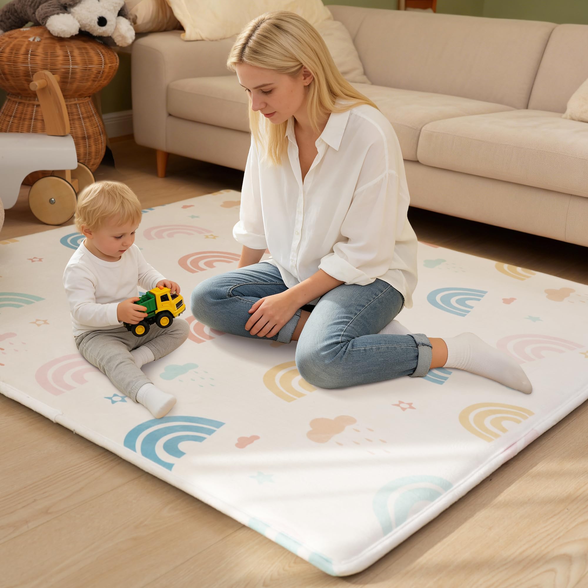 PaPaMat water-repellent top layer supports quick wipe-down cleaning.
