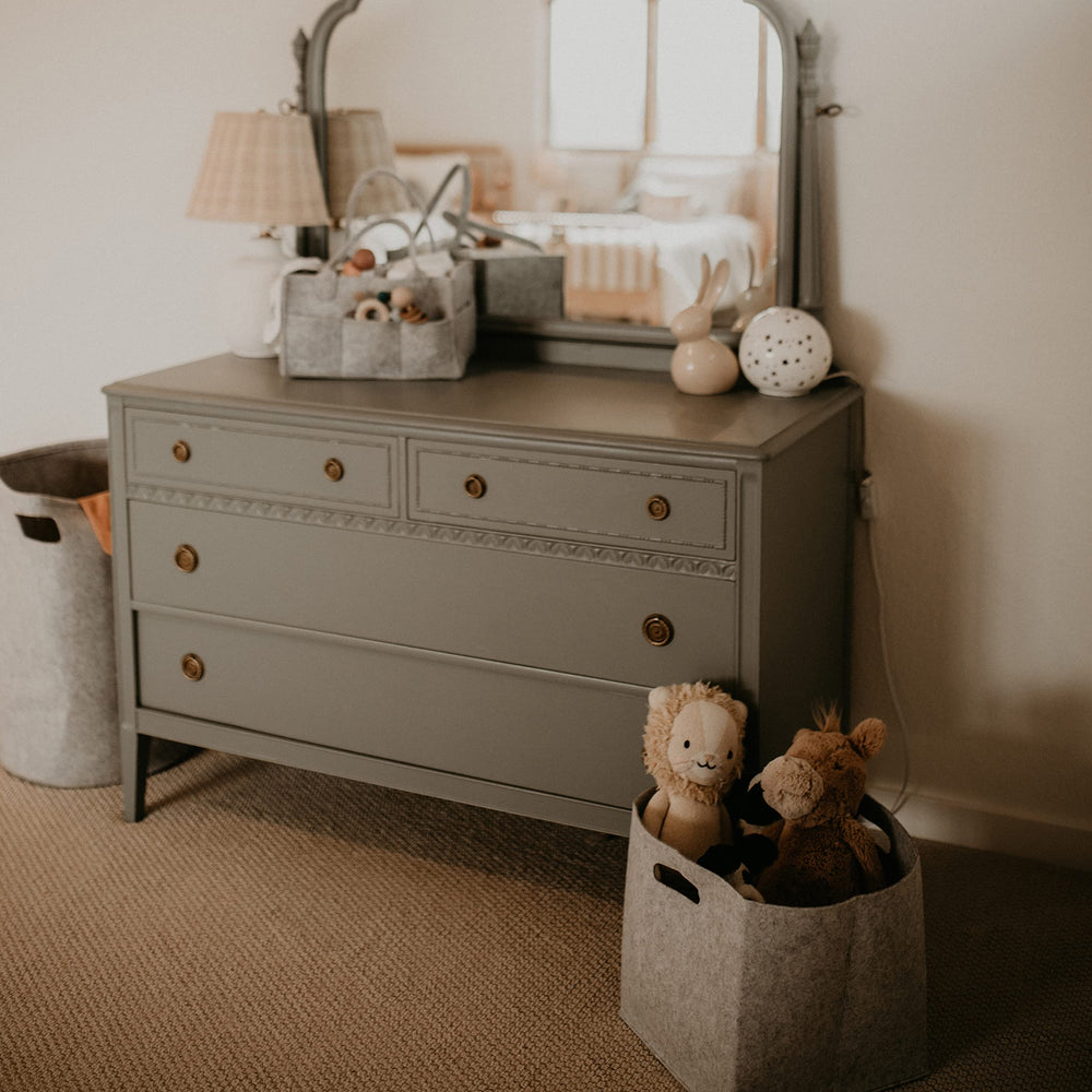 Parker Baby Co. fold-flat storage cube for compact spaces.