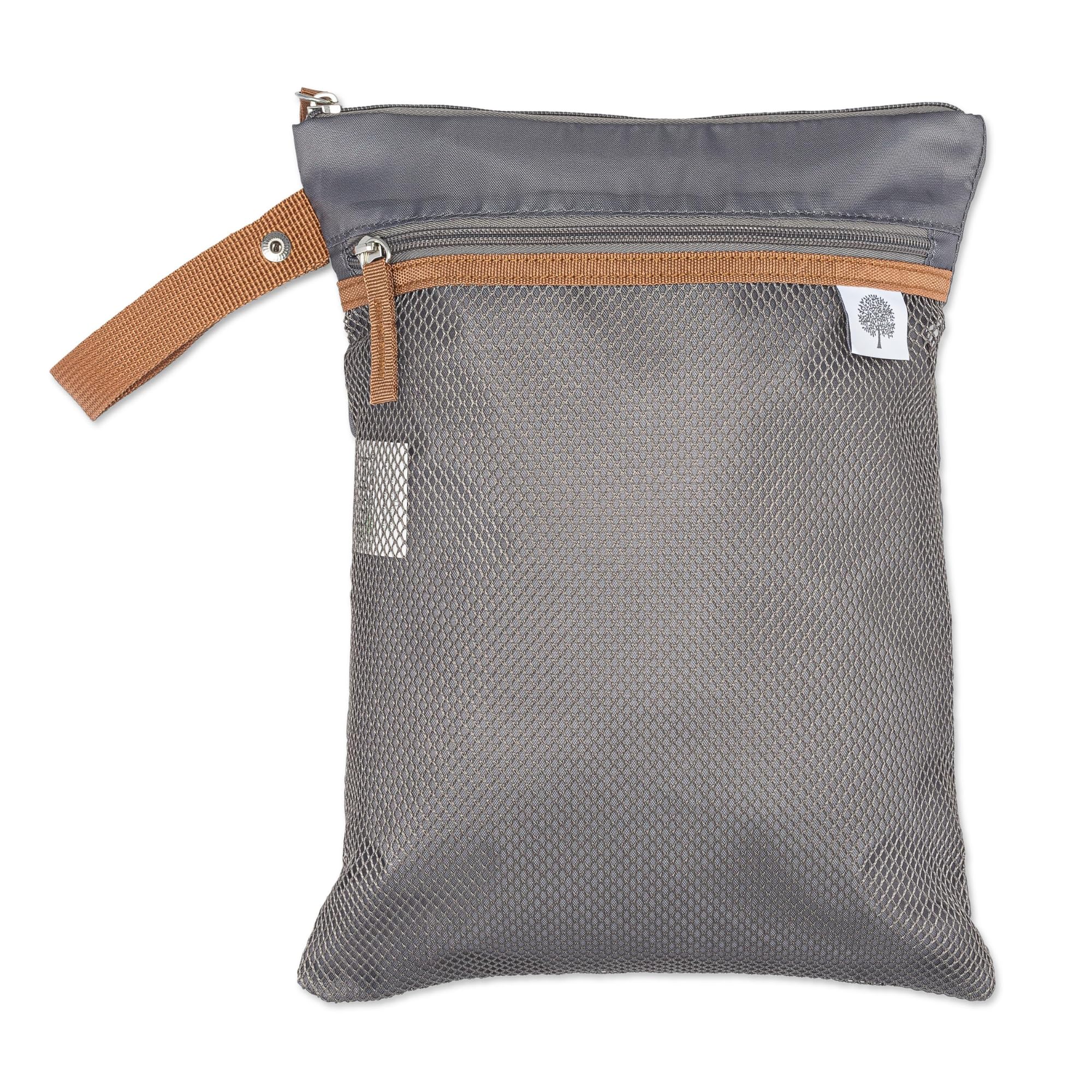 Parker Baby Co Wet Dry Bag main compartment keeps items organized on the go