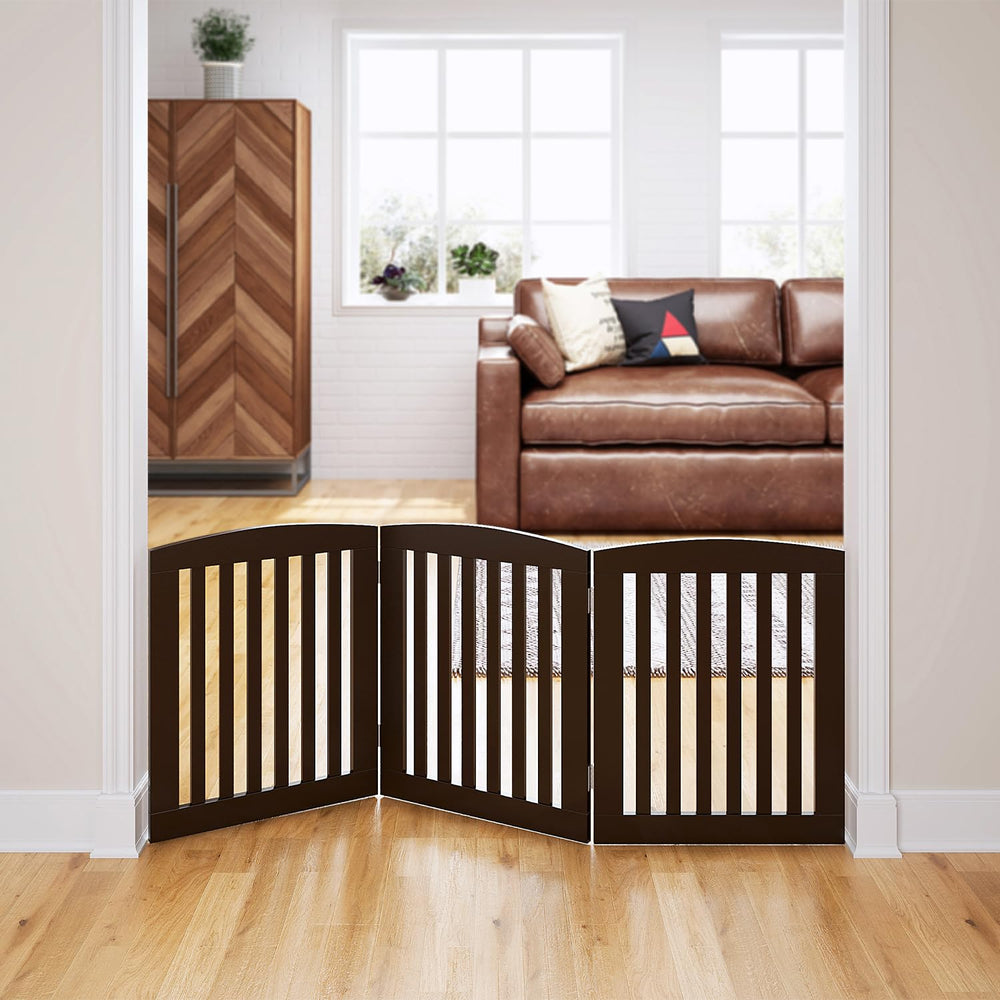 PAWLAND foldable accordion dog gate ready for quick room division.